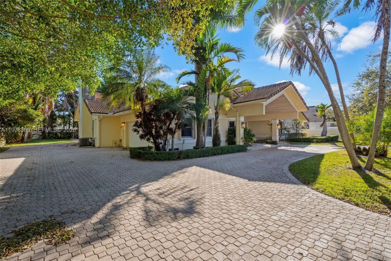 9930 SW 145th St , Miami, FL 33176 Photo