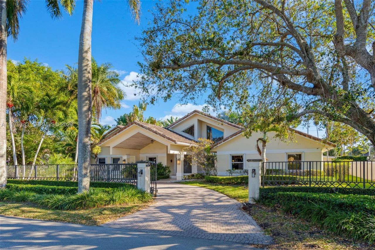 9930 SW 145th St , Miami, FL 33176 Photo