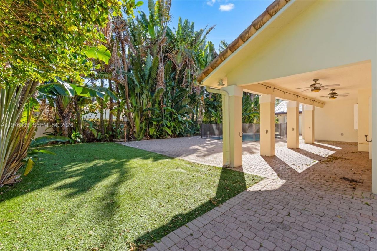 9930 SW 145th St , Miami, FL 33176 Photo