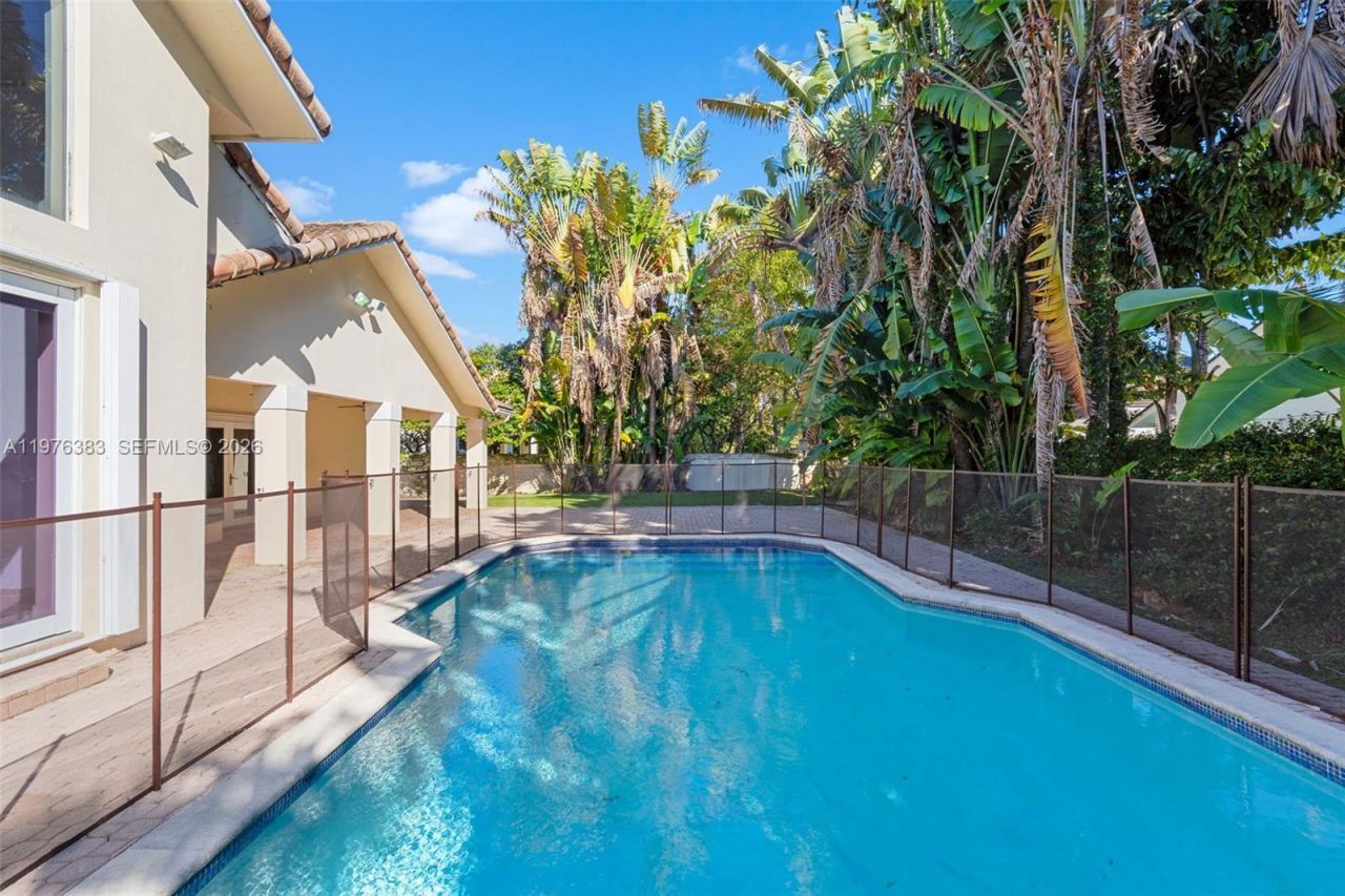 9930 SW 145th St , Miami, FL 33176 Photo