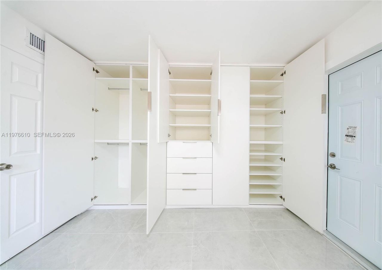 2458 Polk St , Unit 201, Hollywood, FL 33020 Photo