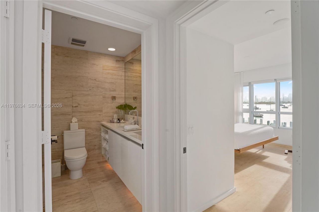 1491 Lincoln Ter , Unit 201, Miami Beach, FL 33139 Photo