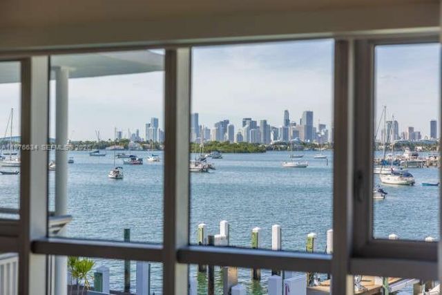 1491 Lincoln Ter , Unit 201, Miami Beach, FL 33139 Photo