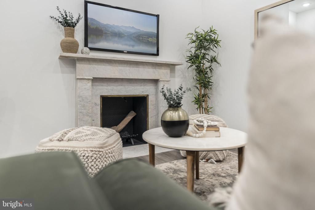 1602 4 Locust Street, Unit 301, Philadelphia, PA 19103 Main Photo