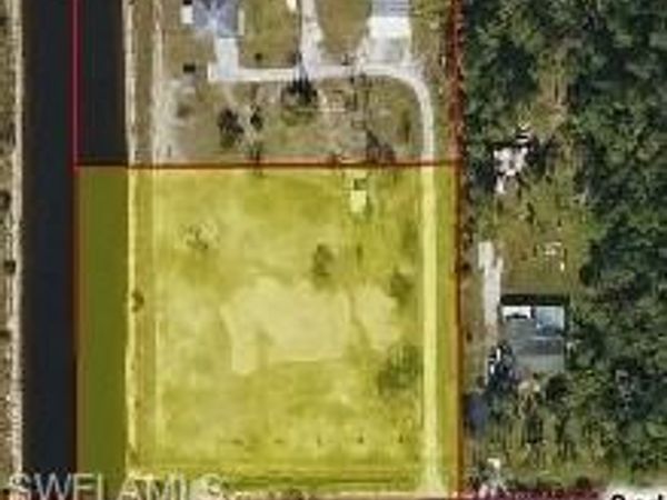 3931 2nd AVE SE, NAPLES, FL 34117