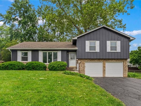 9916 Floyd Street, Overland Park, KS 66212