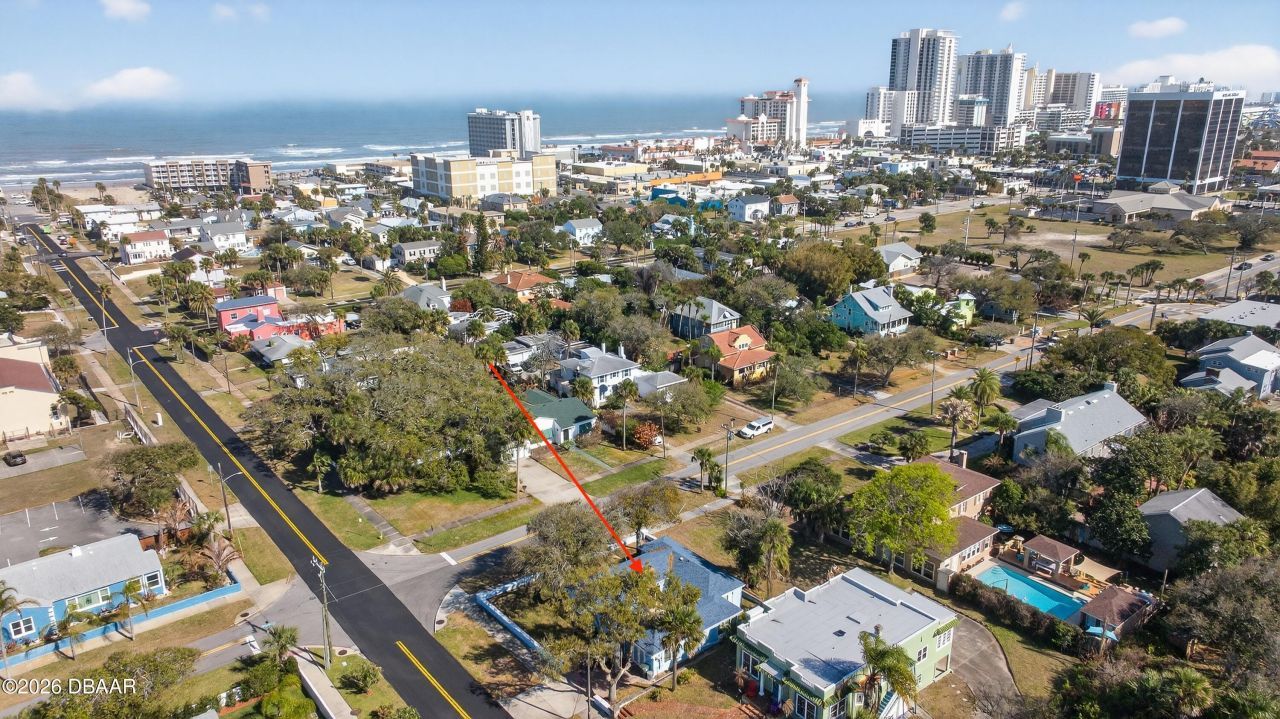 731 N Oleander Avenue, Daytona Beach, FL 32118 Photo