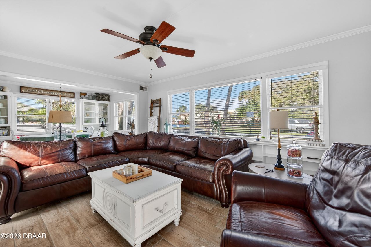 731 N Oleander Avenue, Daytona Beach, FL 32118 Photo