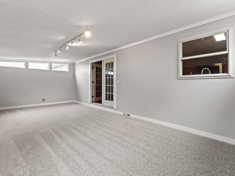 14690 West Street , Mount Sterling, OH 43143 Photo 14