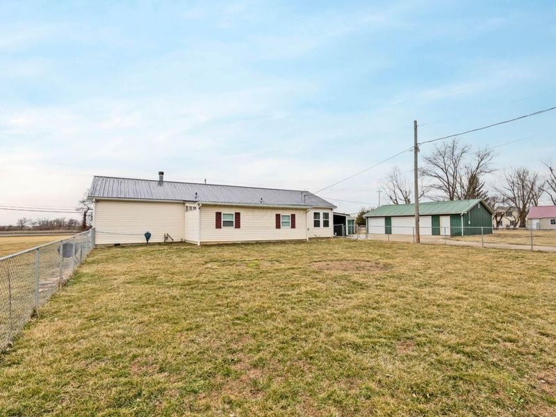 14690 West Street , Mount Sterling, OH 43143 Photo 5