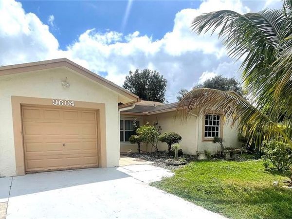 9604 NW 49th St , Sunrise, FL 33351