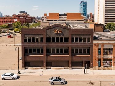 565 E Larned Street, Detroit, MI 48226