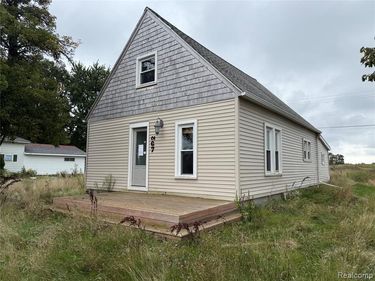 267 W Lincoln Road, Arcada Twp, MI 48801