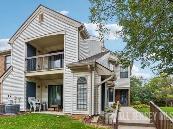 3015 Lighthouse Lane, Parlin, NJ 08859