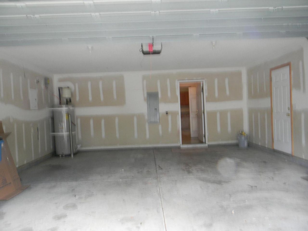 238 Everwood Court Photo 23