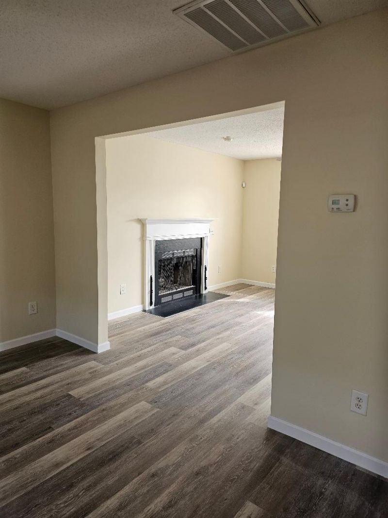 238 Everwood Court Photo 5