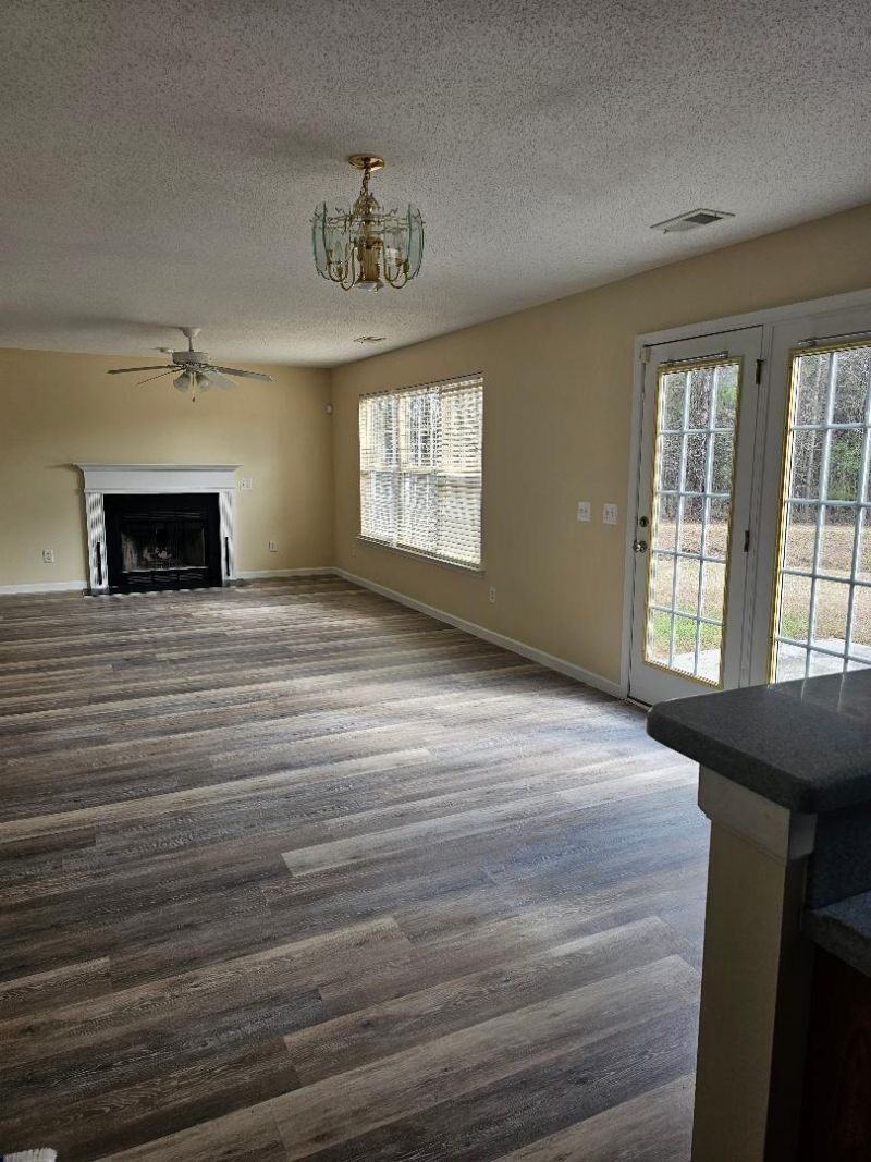 238 Everwood Court Photo 6