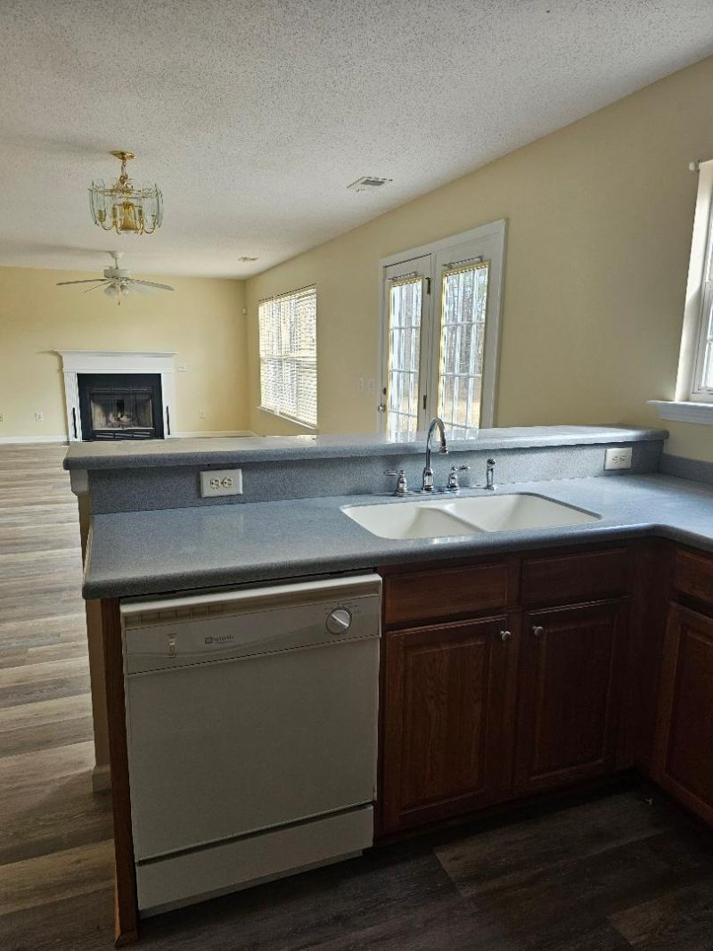 238 Everwood Court Photo 7