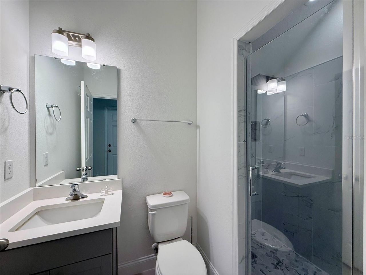 827 Dennis Avenue, Orlando, FL 32807 Photo