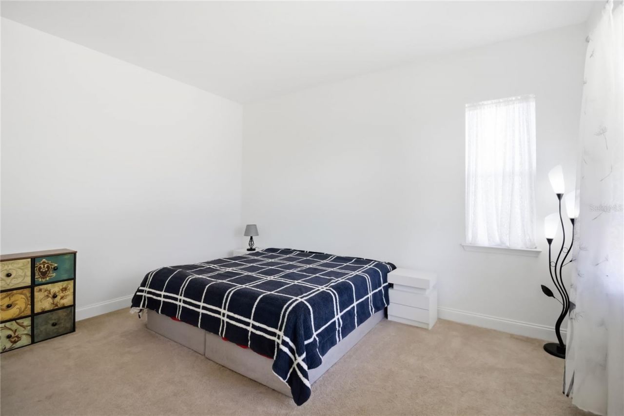 827 Dennis Avenue, Orlando, FL 32807 Photo