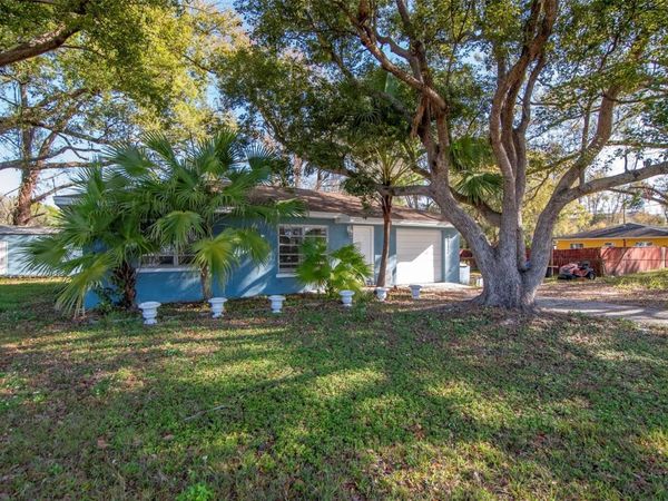 7712 E COMANCHE AVENUE , TAMPA, FL 33610