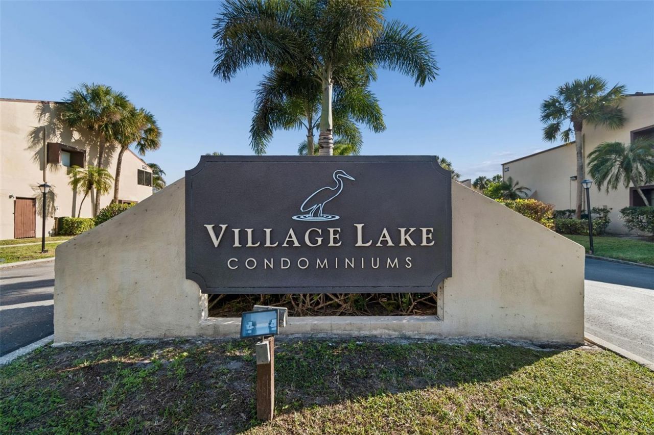 850 Village Lake Ter N, Unit 106, Saint Petersburg, FL 33716 Photo