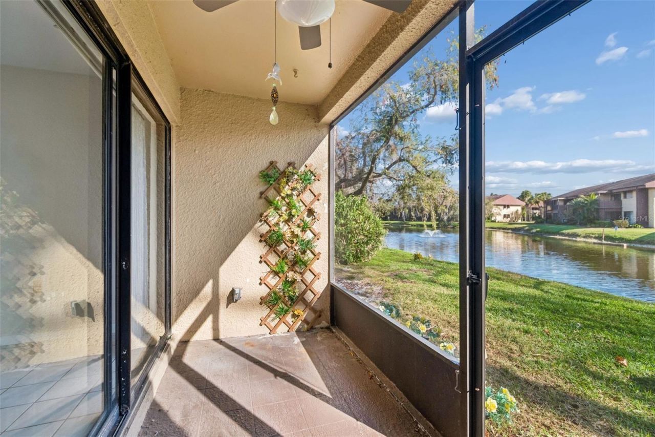 850 Village Lake Ter N, Unit 106, Saint Petersburg, FL 33716 Photo