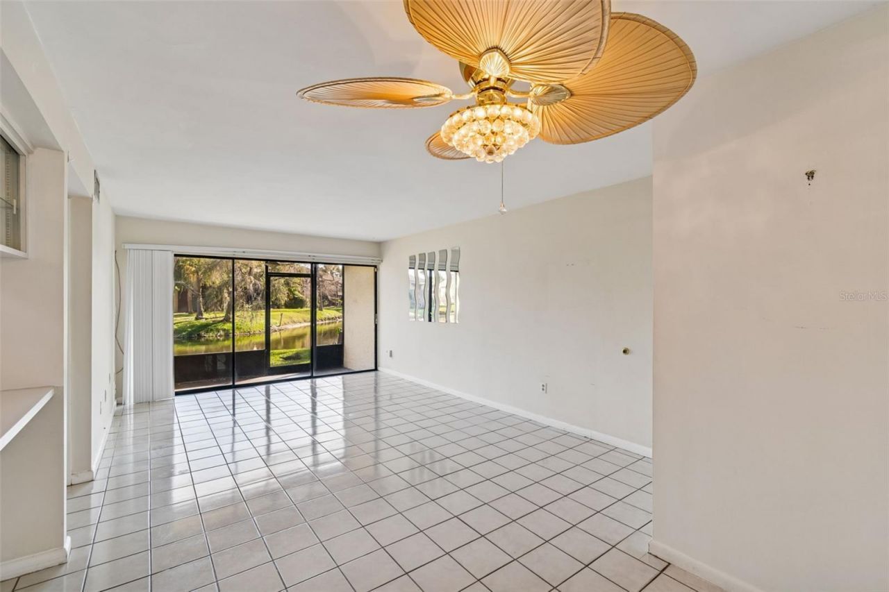 850 Village Lake Ter N, Unit 106, Saint Petersburg, FL 33716 Photo