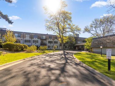 183 Little Canada Road E, Unit 310, Little Canada, MN 55117