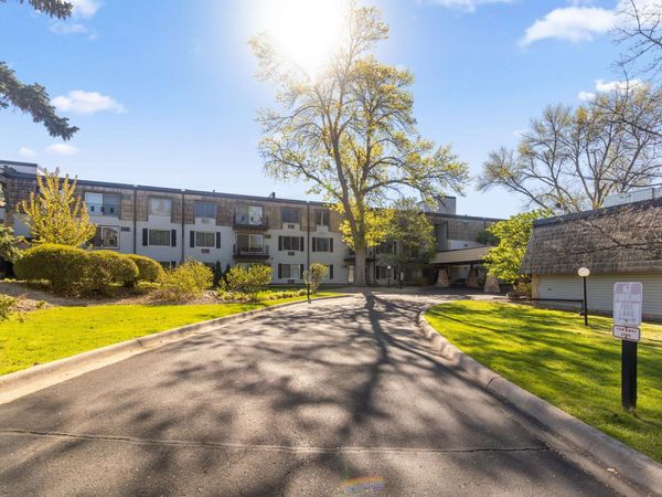183 Little Canada Road E, Unit 310, Little Canada, MN 55117