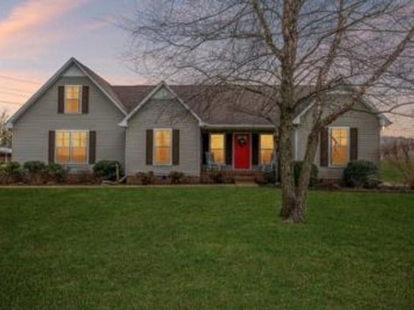 6935 Hoover Mason Ln, Mount Pleasant, TN 38474