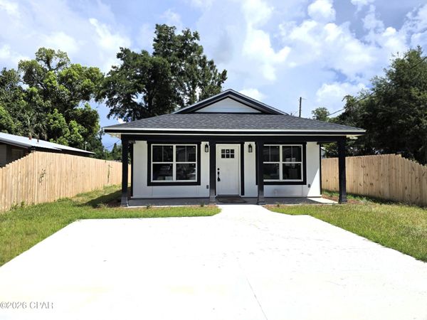 815 E 12th Court, Panama City, FL 32401