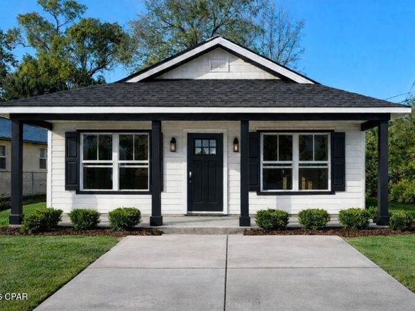 815 E 12th Court, Panama City, FL 32401