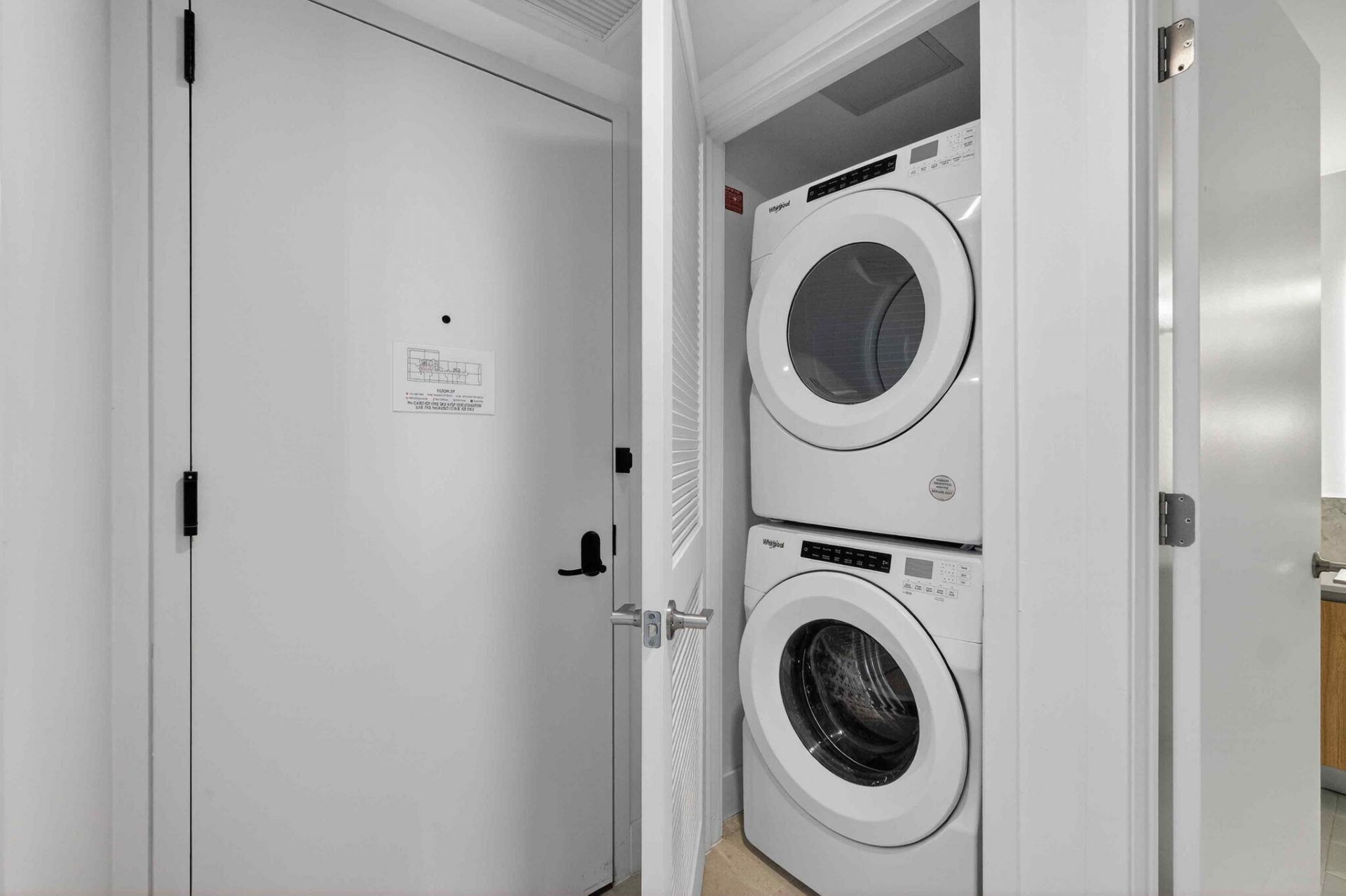 159 NE 6th Street, Unit 3905, Miami, FL 33132 Photo