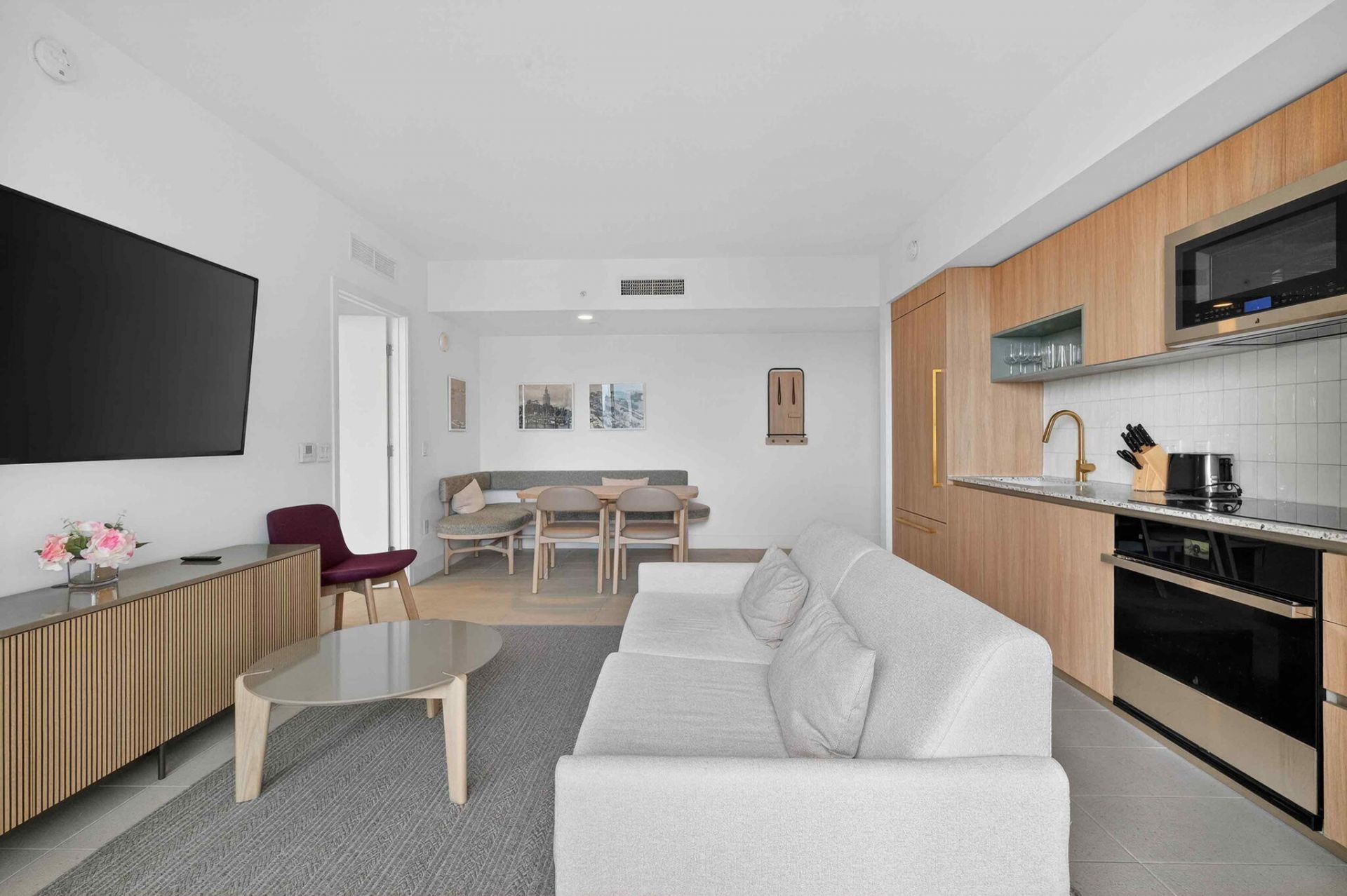 159 NE 6th Street, Unit 3905, Miami, FL 33132 Photo