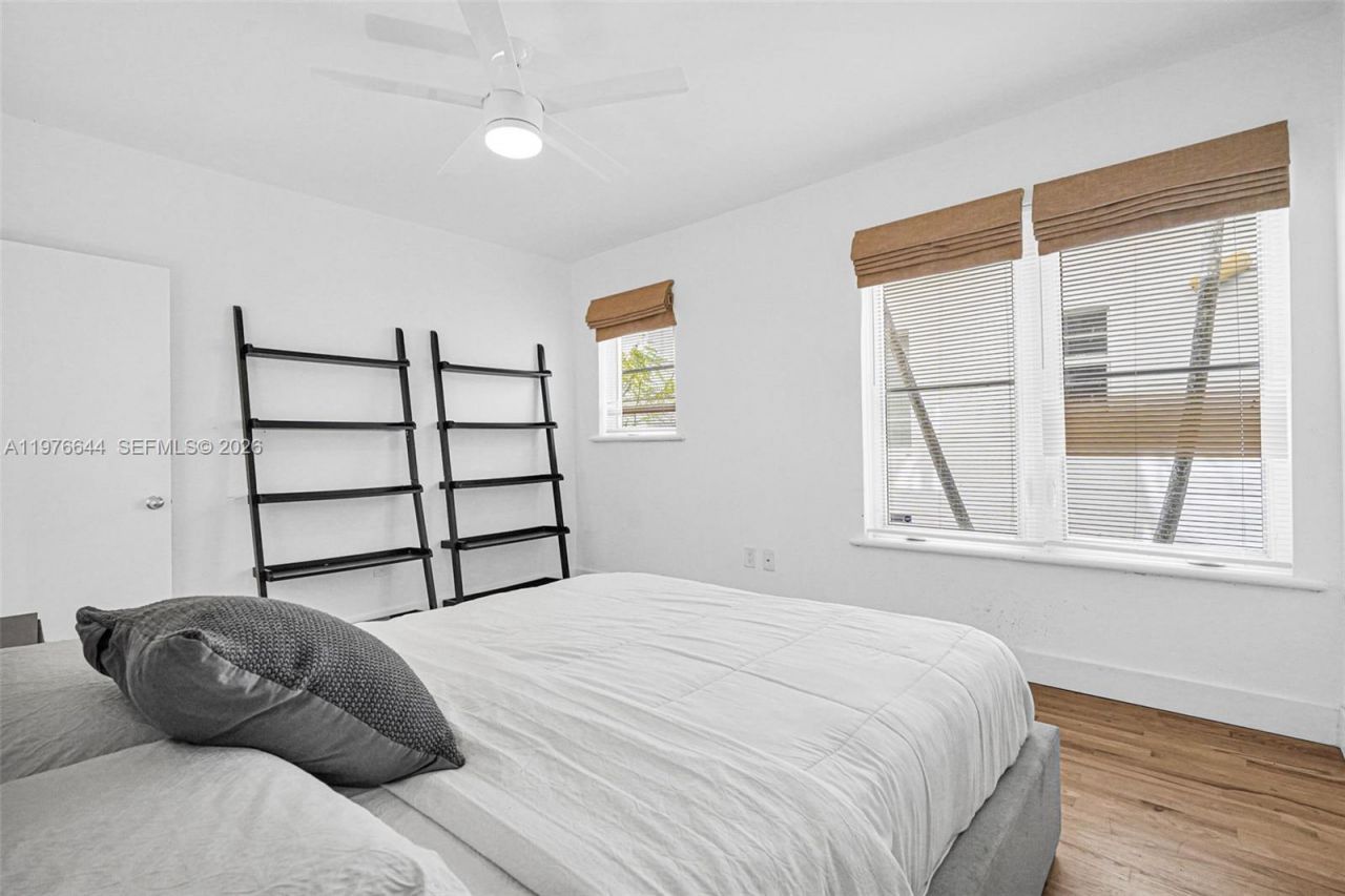 1018 Meridian Ave , Unit 1, Miami Beach, FL 33139 Photo