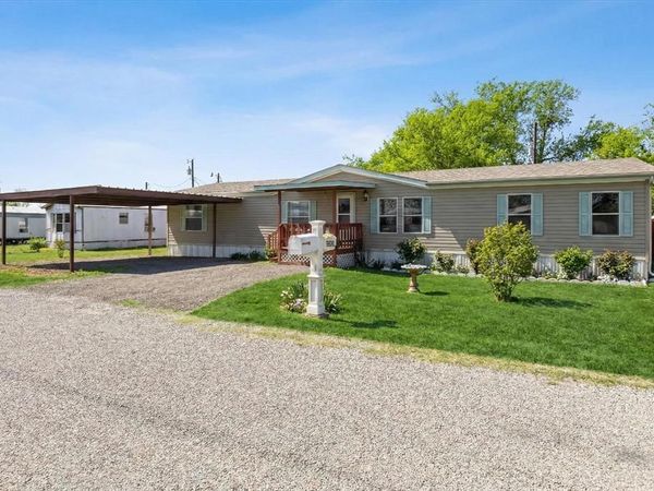 900 Flamingo Road, Granbury, TX 76049