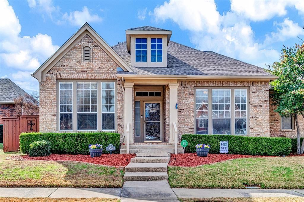 1716 Ivy Lane, Carrollton, TX 75007 Main Photo