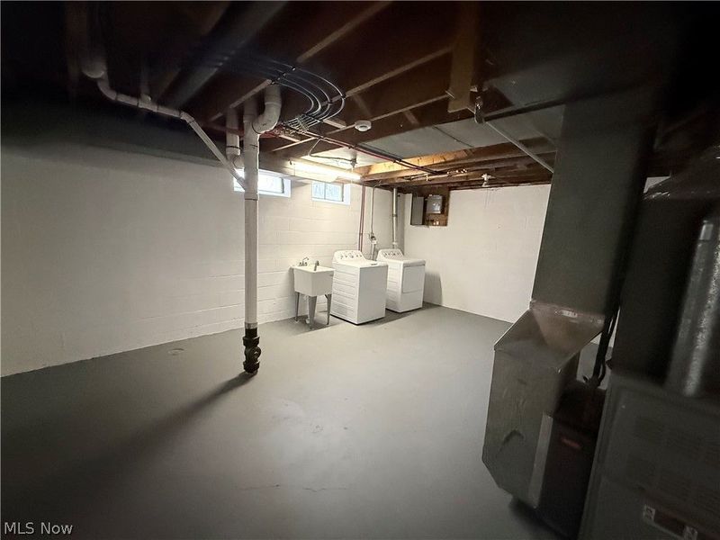 682 Archer Road , Bedford, OH 44146 Photo 23