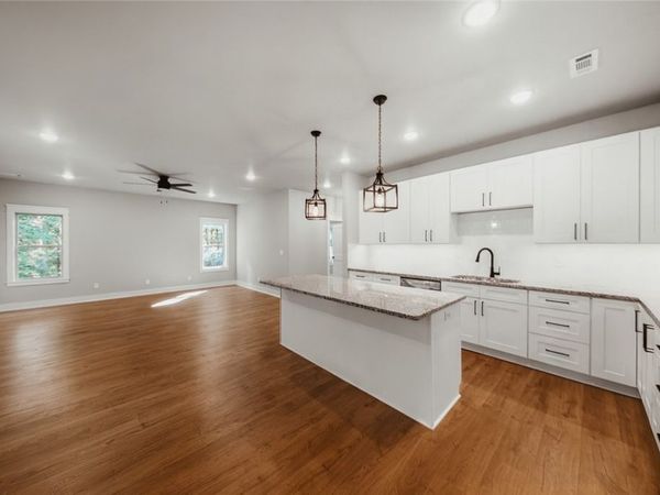 17 Kirkcolm Drive, Bella Vista, AR 72715