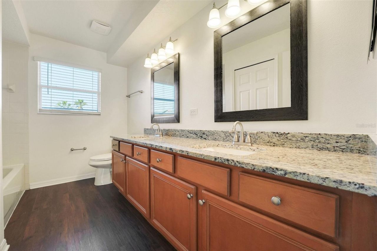 2300 Treetop Lane , Kissimmee, FL 34746 Photo