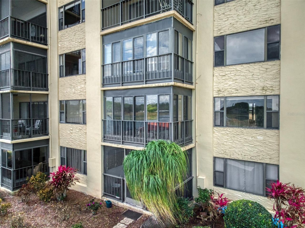 117 Country Club Drive, Unit 204, Lake Placid, FL 33852 Photo