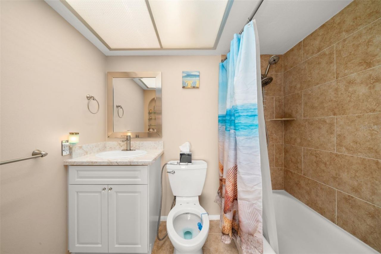117 Country Club Drive, Unit 204, Lake Placid, FL 33852 Photo