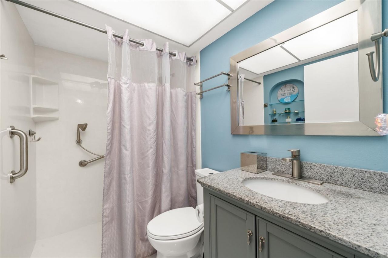 117 Country Club Drive, Unit 204, Lake Placid, FL 33852 Photo