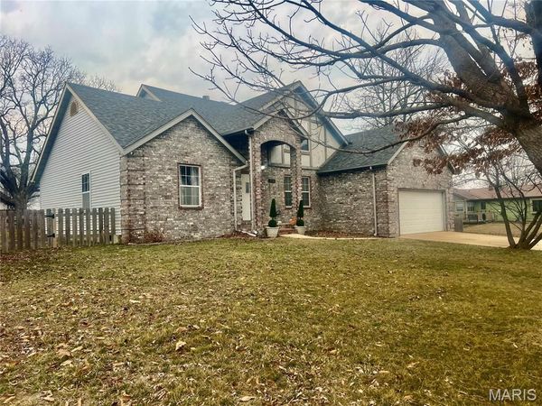 2100 LILLY, Lebanon, MO 65536