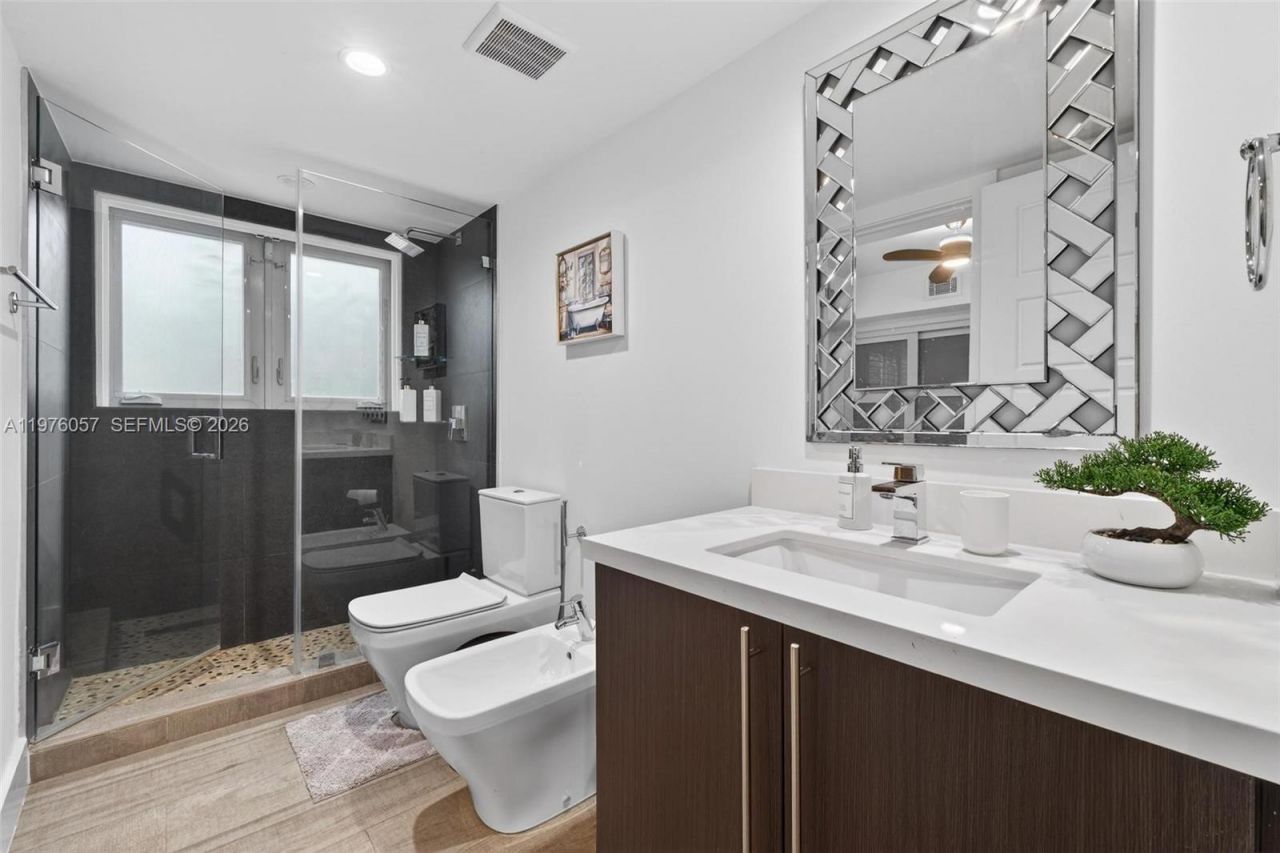 Please Call For Address, Unit 3231, Coral Gables, FL 33134 Photo