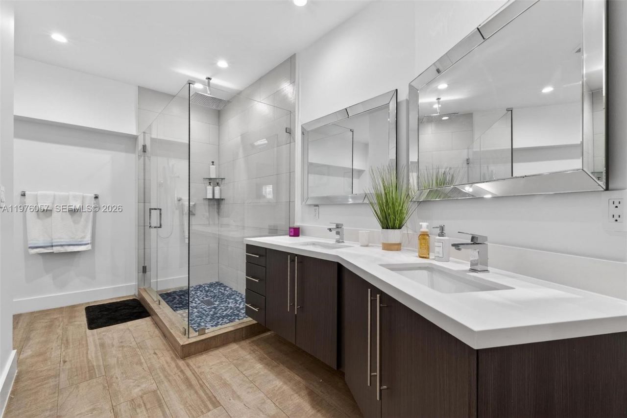 Please Call For Address, Unit 3231, Coral Gables, FL 33134 Photo