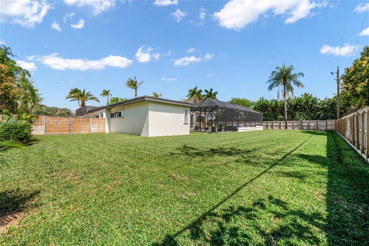 8360 SW 185th Ter, Cutler Bay, FL 33157 Photo