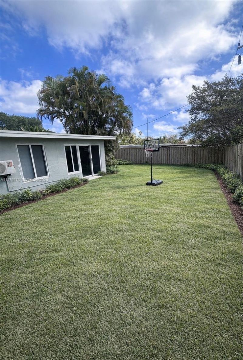 5710 Douglas St , Hollywood, FL 33021 Photo