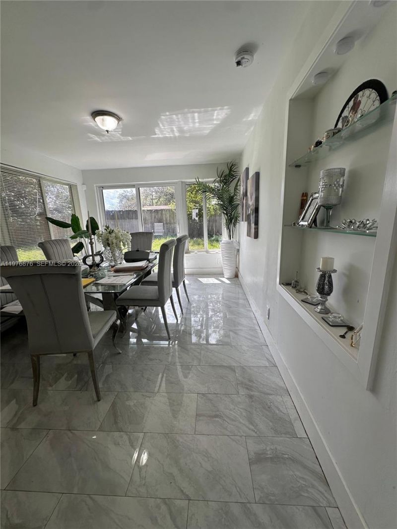 5710 Douglas St , Hollywood, FL 33021 Photo